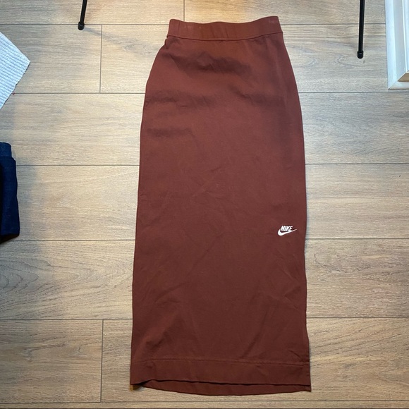 NIKE Sportswear brown maxi skirt XS - Picture 3 of 11